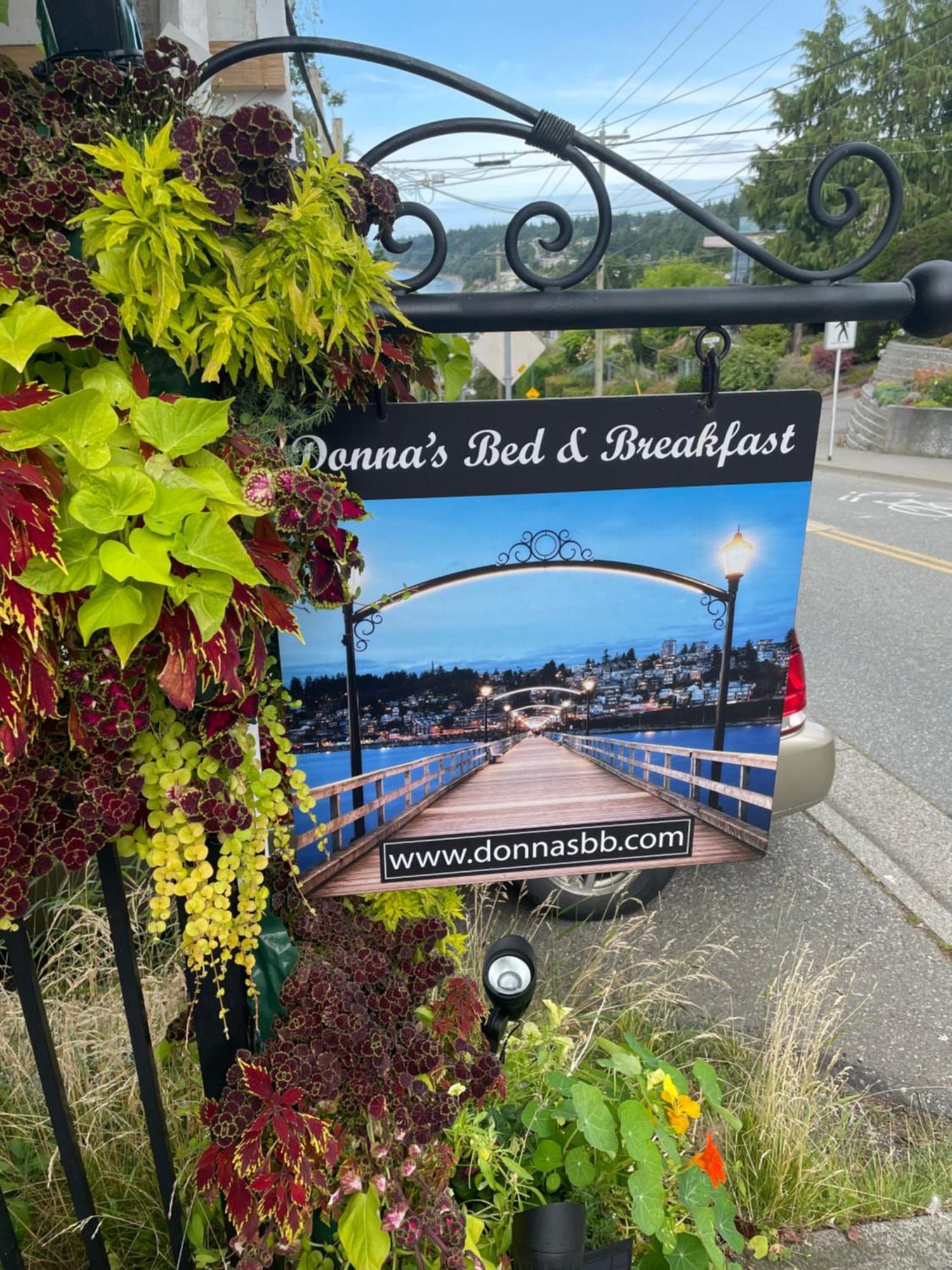 Donna'S Bed & Breakfast Вайт-Рок Екстер'єр фото